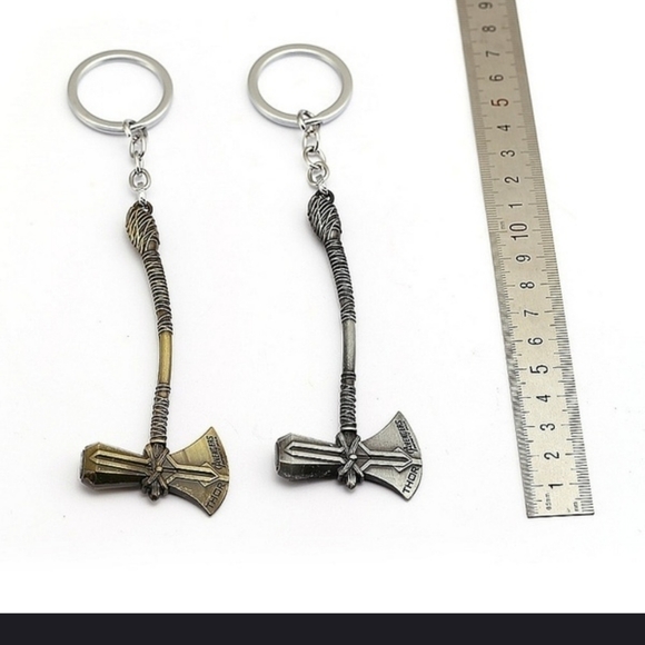 Thor's stormbreaker keychain marvel - Picture 2 of 2